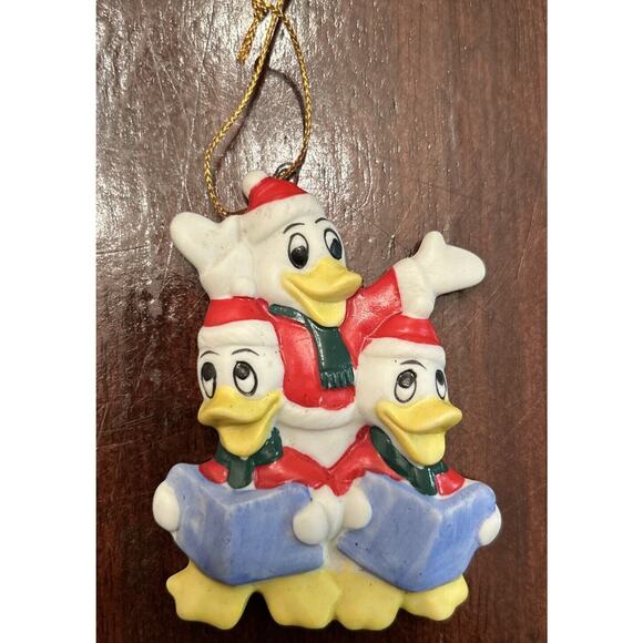 2 VTG Walt Disney Productions Donald Duck‎ ceramic Christmas Ornaments Japan - Picture 3 of 5